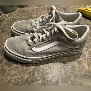 Vans Men's Light Gray Suede Sneakers Mens 6 or Women’s 7.5